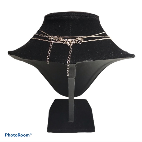 UO Silver Necklace Set - Picture 2 of 5